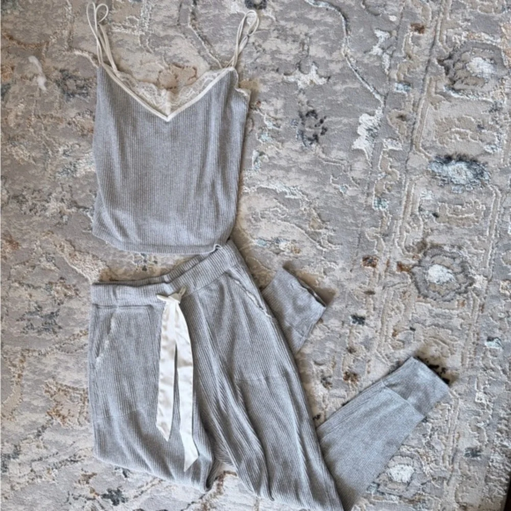Abercrombie & Fitch soft lounge sleepwear set